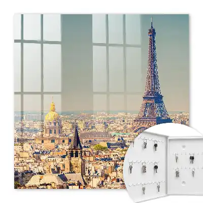 La tour Eiffel en arrière-plan