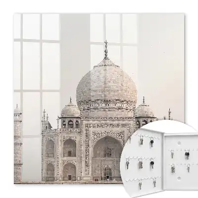 Bâtiment majestueux aux décorations raffinées