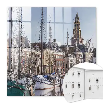 Les voiles sur l'eau sont une tour
