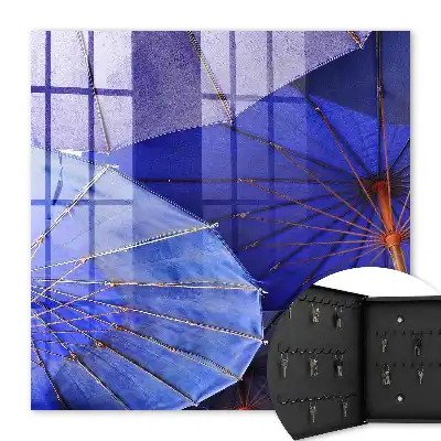 Parapluies bleus disposés de manière dynamique