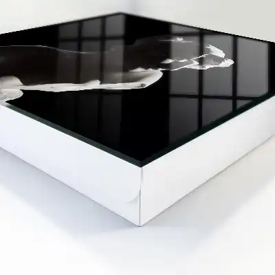 Sculpture lumineuse de jeu d'ombres et de lumière