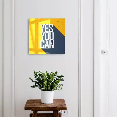 Oui, c'est possible avec des lettres majuscules.
