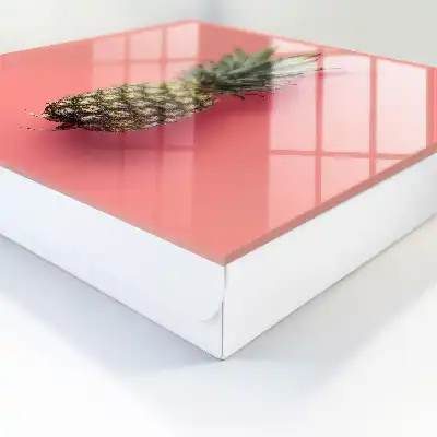 Ananas exotique sur fond rose