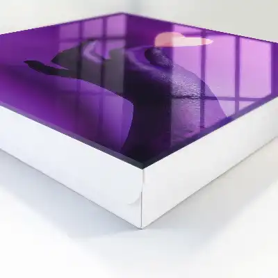 L'amour violet, contraste des émotions