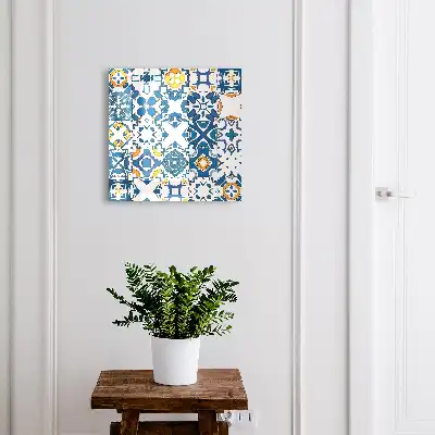 Motifs géométriques à contraste jaune