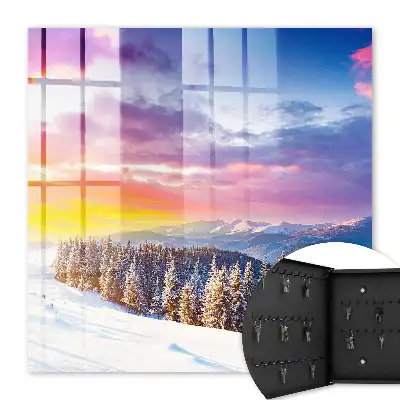 Paysage de montagne au coucher du soleil en hiver