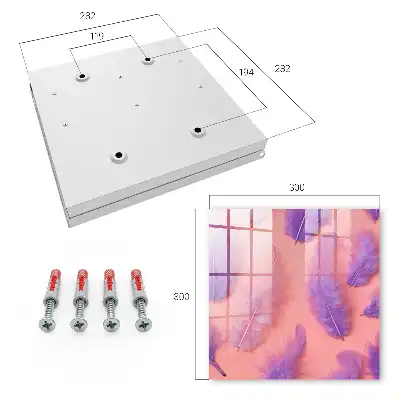 Plumes violettes sur fond rose