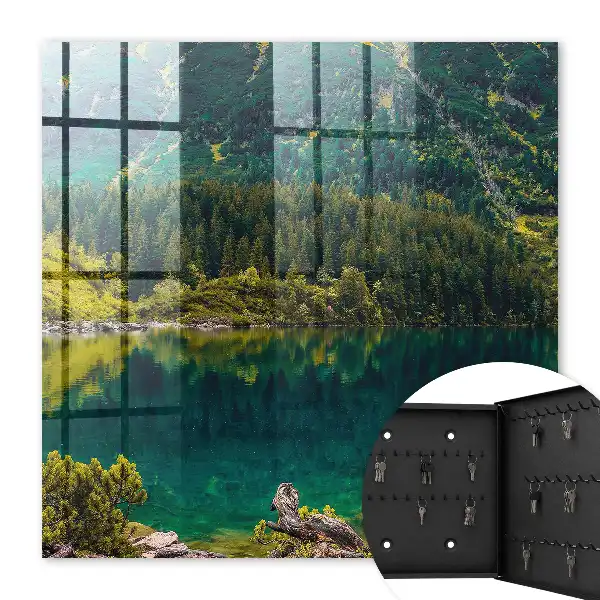 Idylle montagnarde dans une eau verte