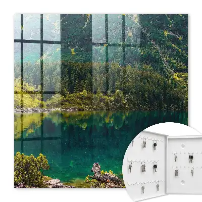 Idylle montagnarde dans une eau verte