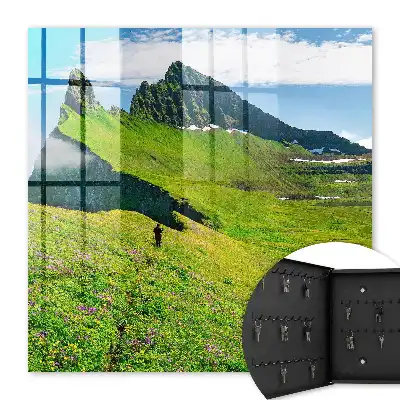 Montagnes vertes et ciel bleu