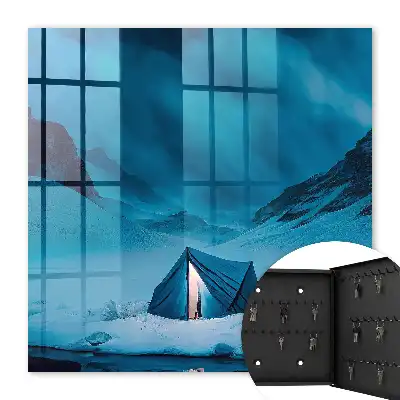 Nuit bleue avec une tente illuminée