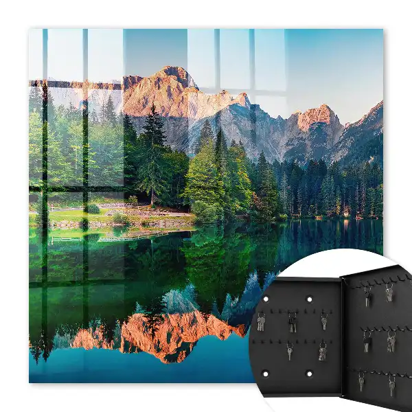Paysage de montagne autour du lac