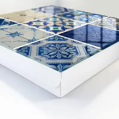Carreaux d'azulejos aux motifs bleus