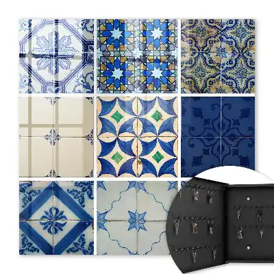 Carreaux d'azulejos aux motifs bleus