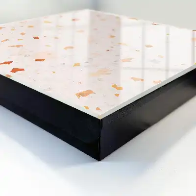 Une élégante mosaïque aux couleurs chaudes