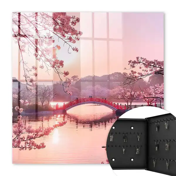 Pont printanier bordé de cerisiers sous le soleil