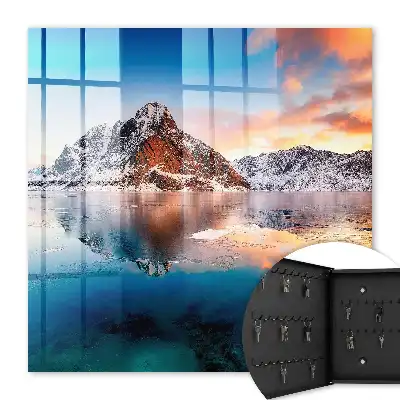 Harmonie des montagnes sous la lumière du soleil