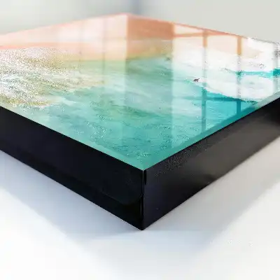 Vagues turquoise sur la plage