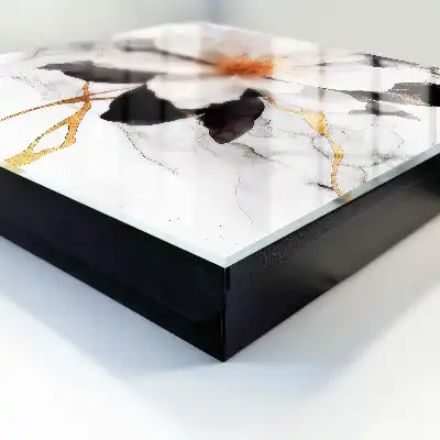 Parfum au charme floral avec une note d'orange