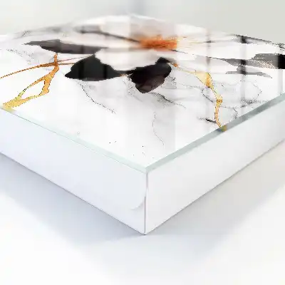 Parfum au charme floral avec une note d'orange