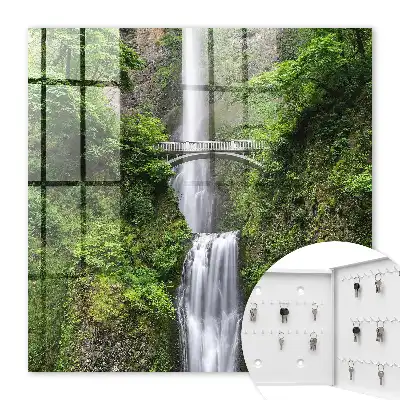 Harmonie naturelle entourée de verdure
