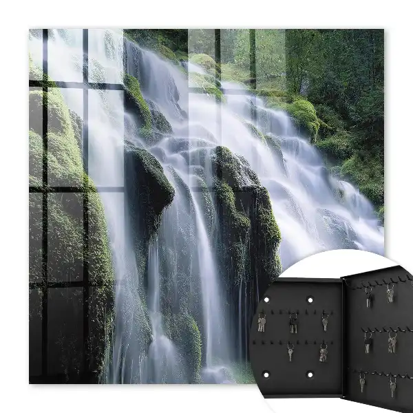 Cascade verte environnante