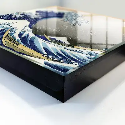 Grande vague avec montagne en arrière-plan