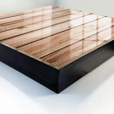Planches en bois au grain naturel