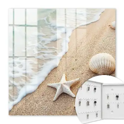 Plage paradisiaque avec des vagues