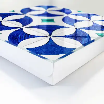 Motif géométrique dans les tons bleu-vert