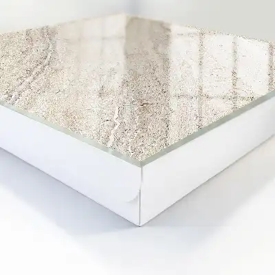 Revêtement en marbre clair à motifs naturels