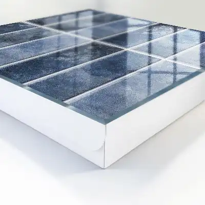 Carreaux bleus à motif géométrique