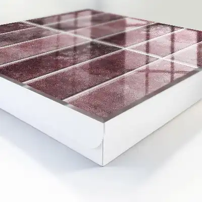 Carreaux bordeaux à la texture élégante