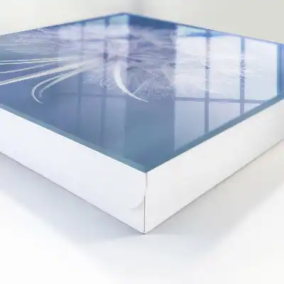 Pissenlit subtil dans des nuances de bleu