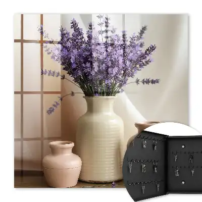 Fleurs dans un vase crème