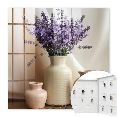 Fleurs dans un vase crème