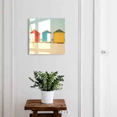 Maisons colorées avec la mer en arrière-plan