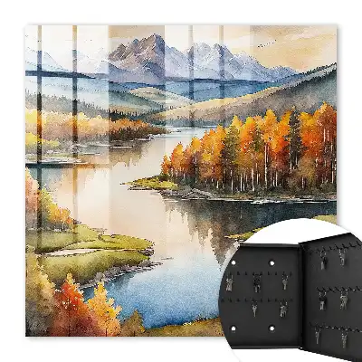 Montagnes d'automne avec forêt