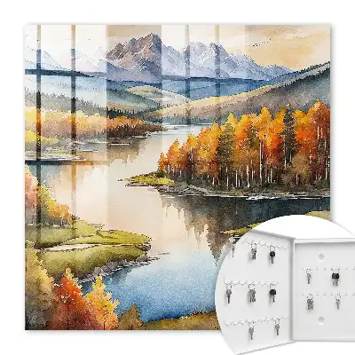 Montagnes d'automne avec forêt
