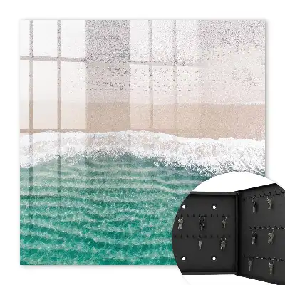 Plage d'été avec sable et vagues