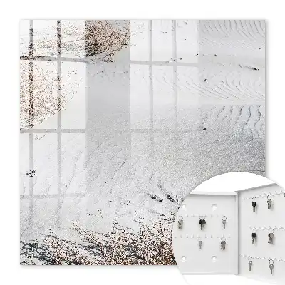 Vagues de sable et plantes délicates