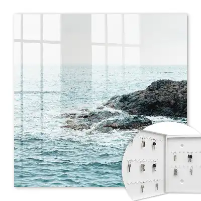 Vagues de mer avec des rochers