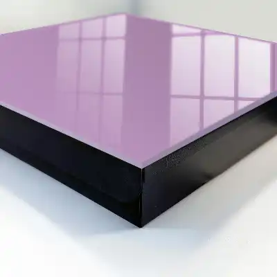 Surface apaisante violet clair