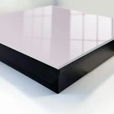 Élégance lilas clair paix