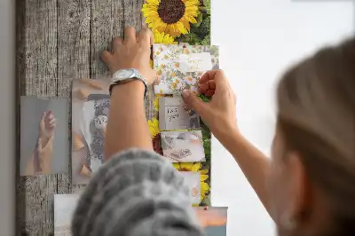 Tableau affichage liège Tournesols sur fond de bois