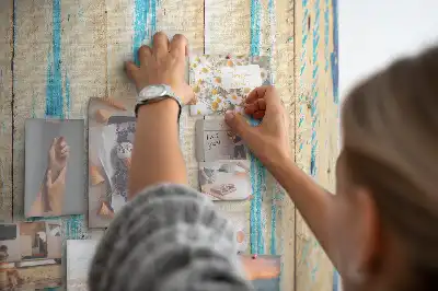 Image tableau en liège Du bois chargé d'histoire