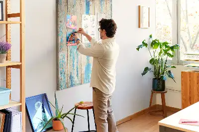 Image tableau en liège Du bois chargé d'histoire