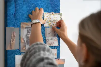 Tableau affichage liège Plumes de perroquet