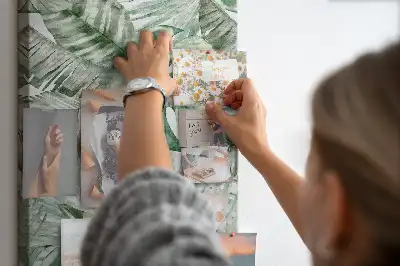 Tableau affichage liège Feuilles peintes à l'aquarelle