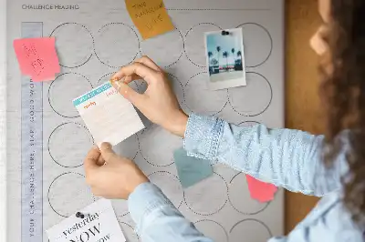 Image tableau en liège Planificateur de défi de 30 jours